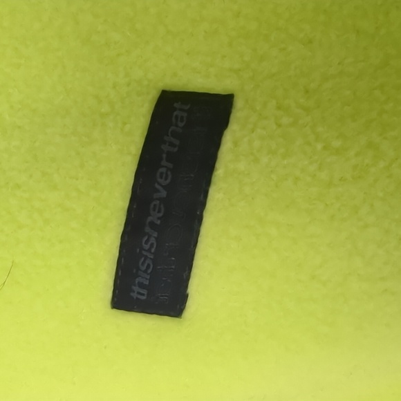 Thisisneverthat XL polartec fleece button up pullover - Picture 2 of 4